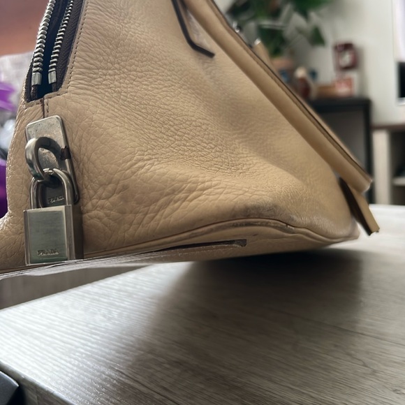 Prada leather tote bag - Picture 9 of 14